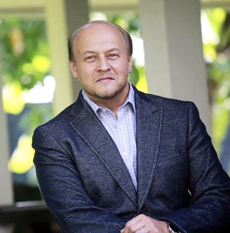Portrait of H.E. Mr. Evgeny Tomikhin