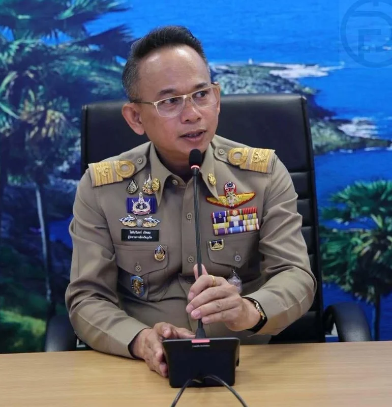 Mr. Chotnarin Kerdsom
